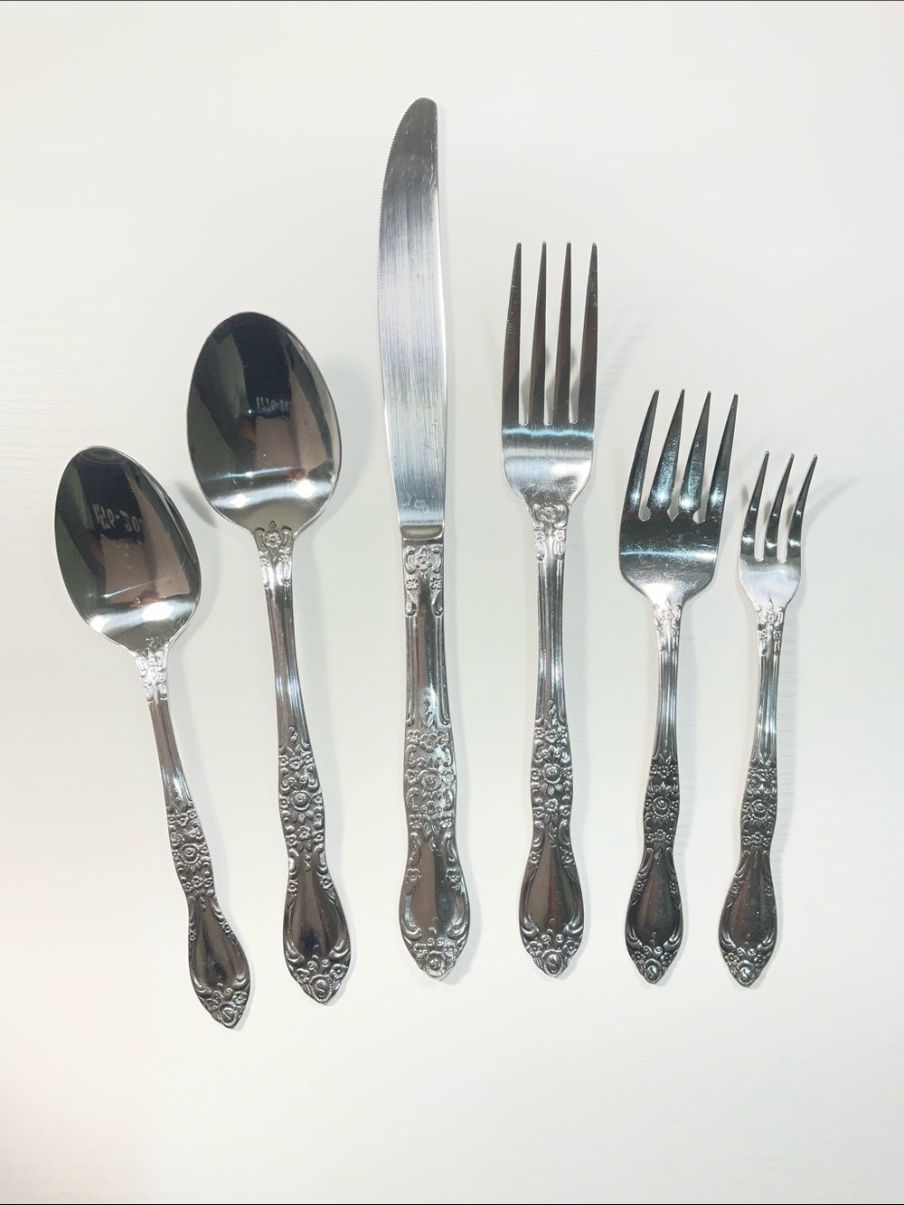 Vintage Northland Stainless by Oneida - CAROLINA FLORAL Pattern - 110 Pieces!